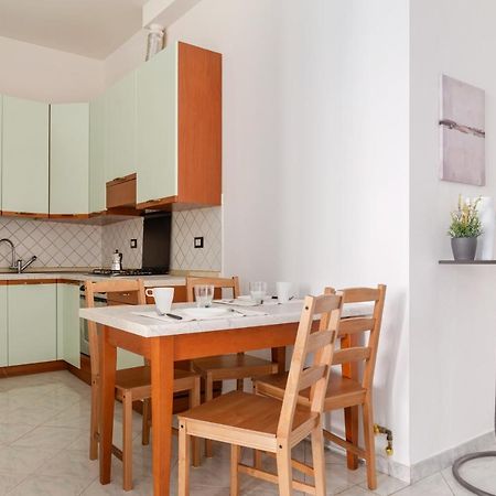 Stazione Centrale Cozy And Functional Flat Milan Luaran gambar