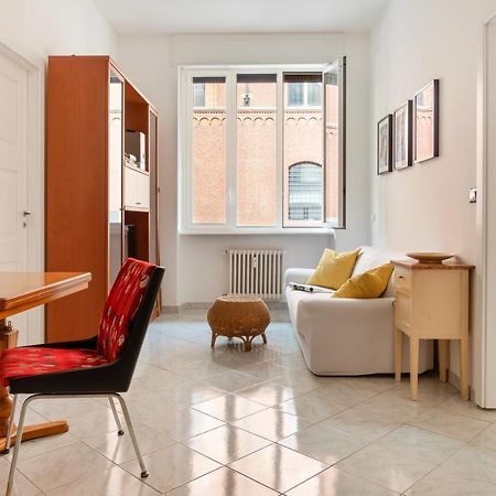 Stazione Centrale Cozy And Functional Flat Milan Luaran gambar