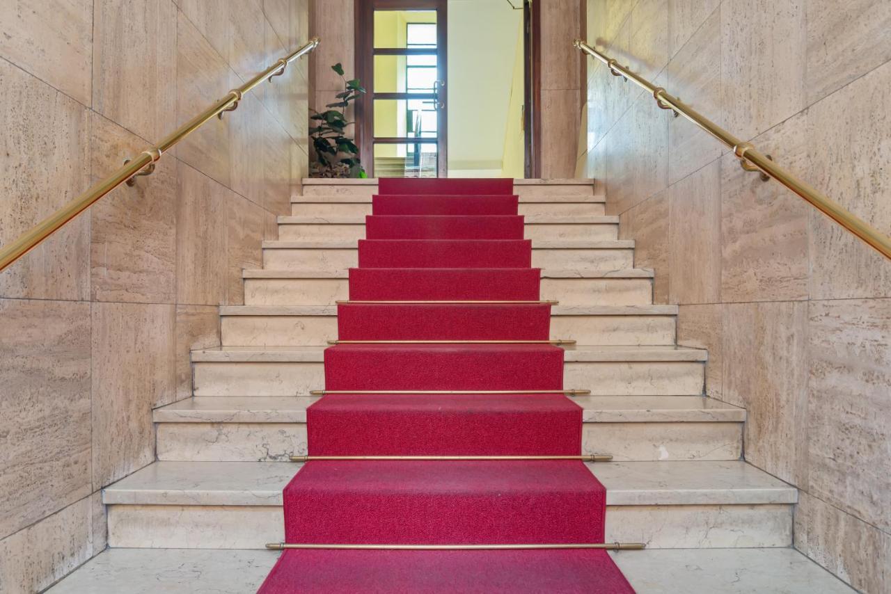 Stazione Centrale Cozy And Functional Flat Milan Luaran gambar